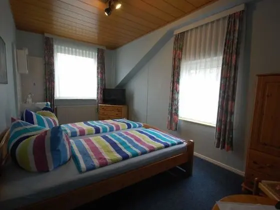 Dört Kişilik Oda, Bağlantılı Odalar