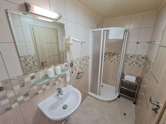 Superior Tek Büyük Yataklı Oda