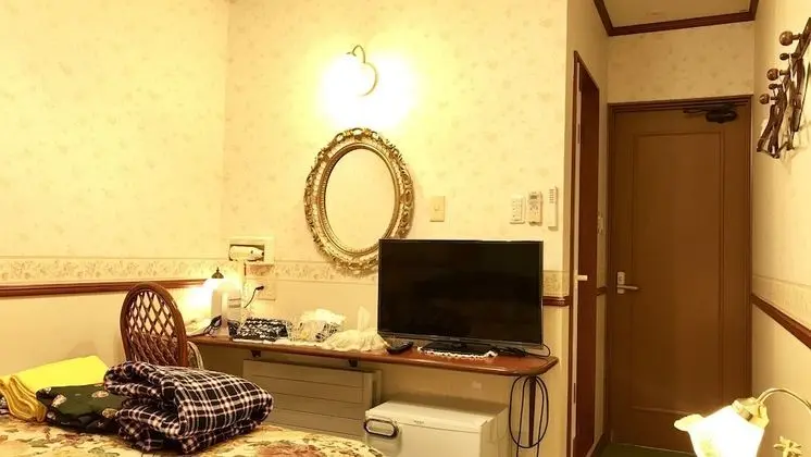 Tek Büyük Yataklı Oda, Sigara İçilmez, Özel Banyo