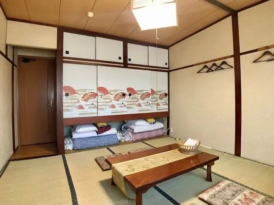 Traditional Oda, Ortak Banyo