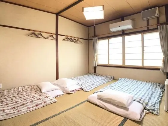 Traditional Oda, Ortak Banyo