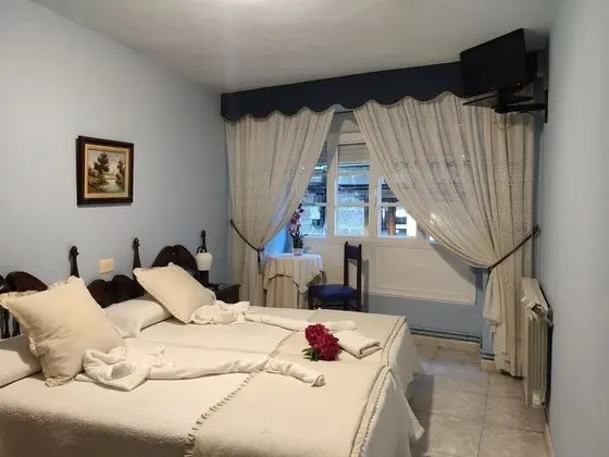 Tek Büyük veya İki Ayrı Yataklı Oda, Özel Banyo