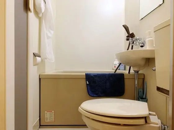 Üç Kişilik Oda, Özel Banyo