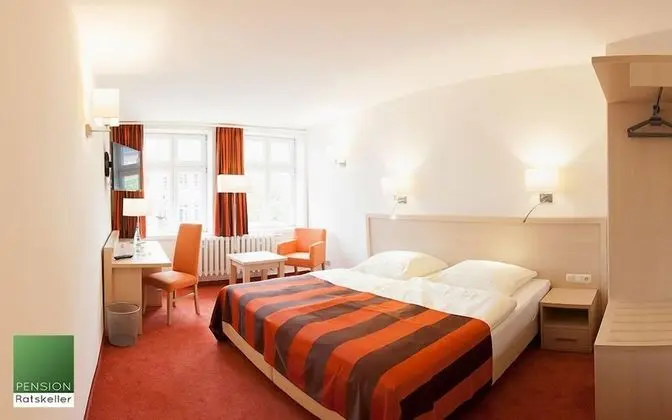 Tek Büyük Yataklı Oda