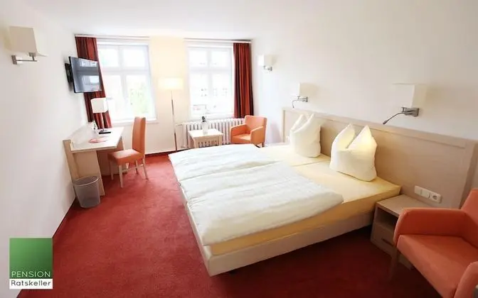 Tek Büyük Yataklı Oda