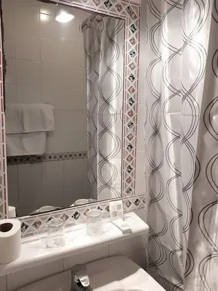 Basic İki Ayrı Yataklı Oda