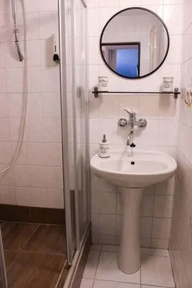Standard Tek Büyük Yataklı Oda, Banyolu/Duşlu