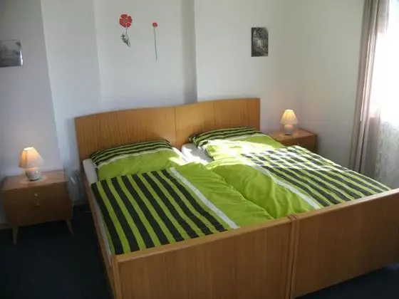Tek Büyük Yataklı Oda, Balkon