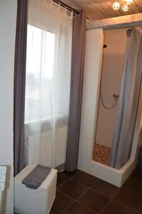 Tek Kişilik Oda, 1 Tek Kişilik Yatak, Bahçe Manzaralı (Brown / Grey Nr 4)