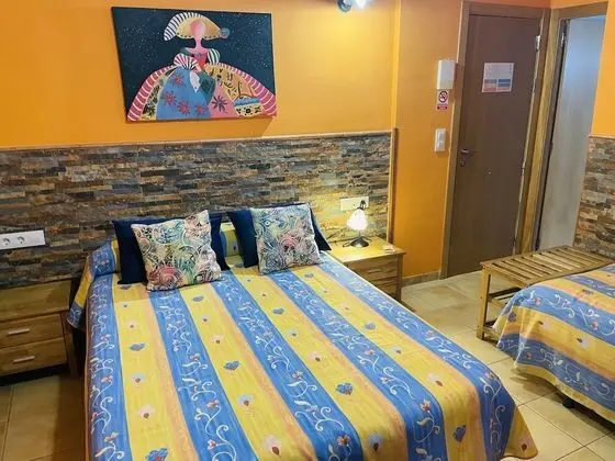 Basic Üç Kişilik Oda