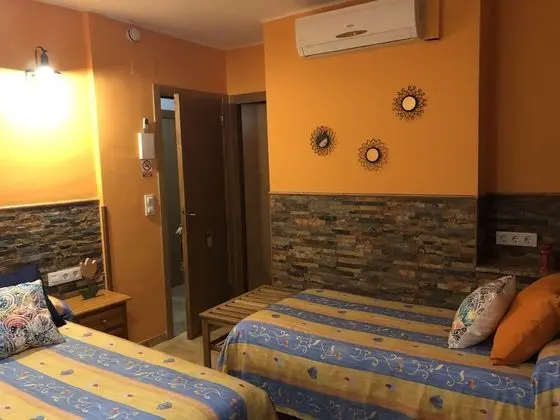 Basic Üç Kişilik Oda