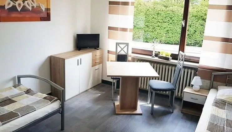 Standard Ev, 5 Yatak Odası, Sigara İçilmez, Mutfak