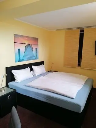 Comfort Tek Büyük Yataklı Oda