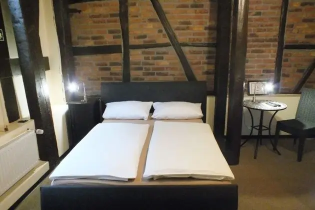 Economy Tek Büyük Yataklı Oda