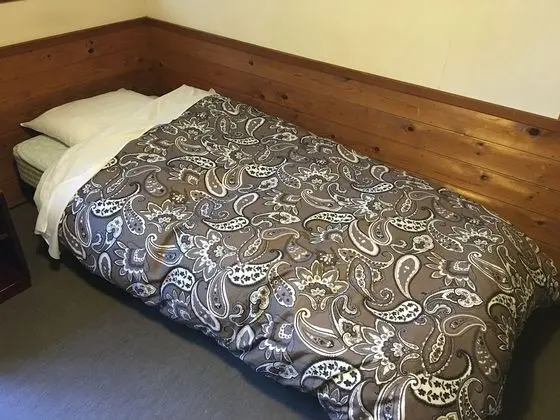 Standard Tek Kişilik Oda, Ortak Banyo (For 1 person)