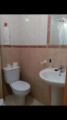 Tek Büyük Yataklı Oda, Ortak Banyo