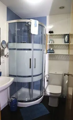 Basic Tek Büyük Yataklı Oda, Özel Banyo, Bahçe Manzaralı (Hb Db)