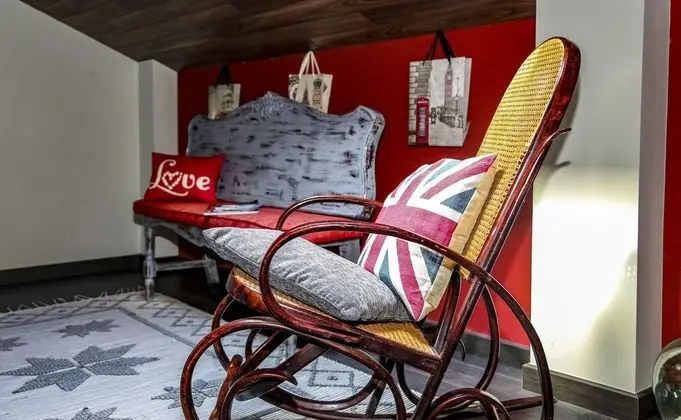 Superior Tek Büyük Yataklı Oda, Özel Banyo, Bahçe Manzaralı (Hb Db Superior)