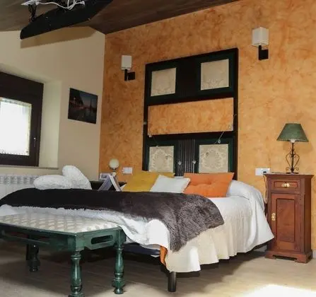 Superior Tek Büyük Yataklı Oda, Özel Banyo, Bahçe Manzaralı (Hb Db Superior)