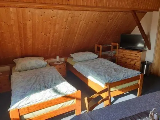 Dört Kişilik Oda