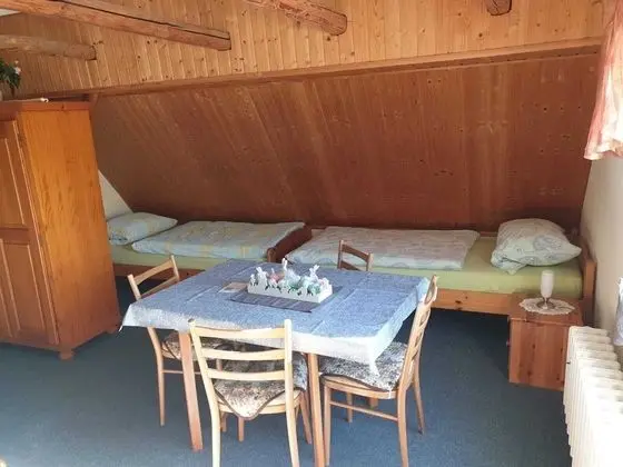 Dört Kişilik Oda