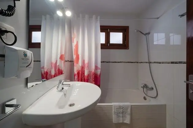 Tek Büyük veya İki Ayrı Yataklı Oda, Özel Banyo