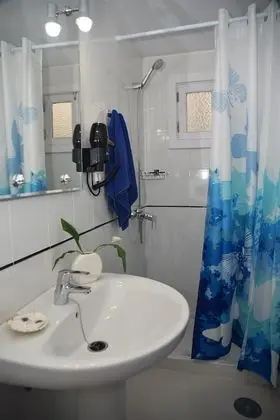 Tek Büyük veya İki Ayrı Yataklı Oda, Özel Banyo