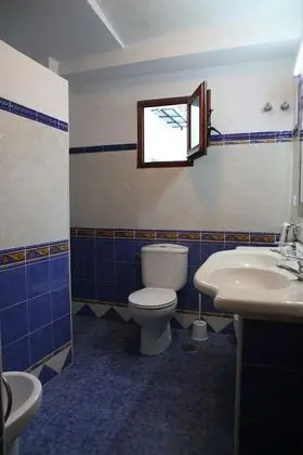 Üç Kişilik Oda