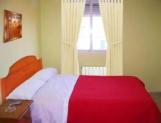 Tek Büyük Yataklı Oda