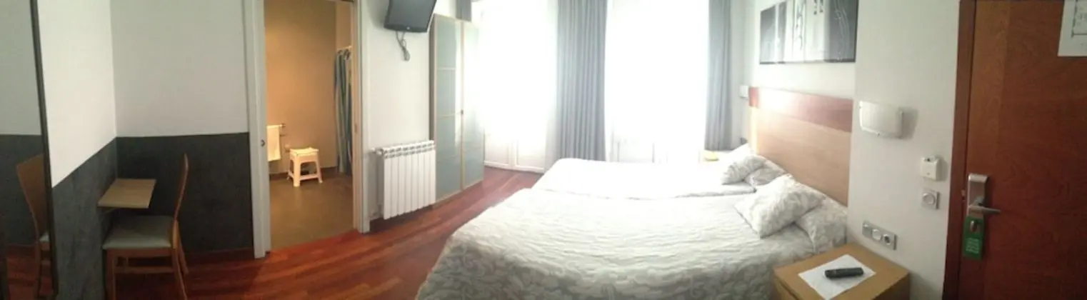 City Tek Büyük veya İki Ayrı Yataklı Oda