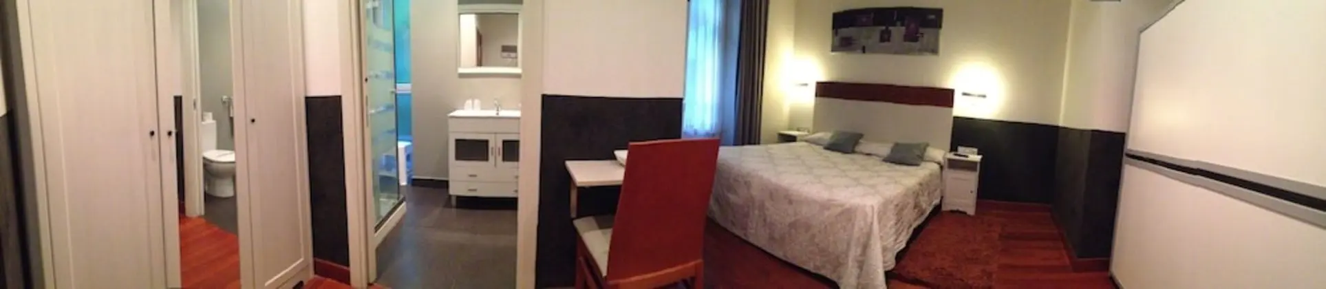 City Tek Büyük veya İki Ayrı Yataklı Oda