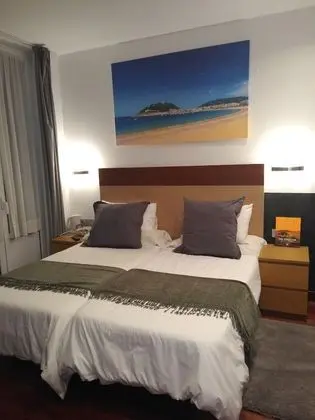 City Tek Büyük veya İki Ayrı Yataklı Oda