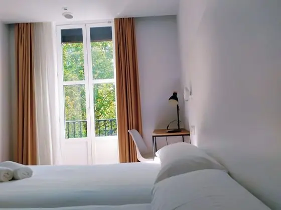 Tek Büyük Yataklı Oda, Balkon