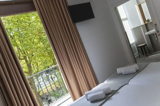 Tek Büyük Yataklı Oda, Balkon