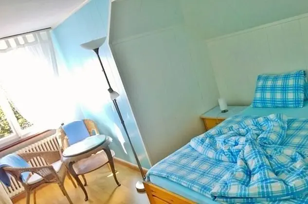 Tek Büyük veya İki Ayrı Yataklı Oda, Ortak Banyo
