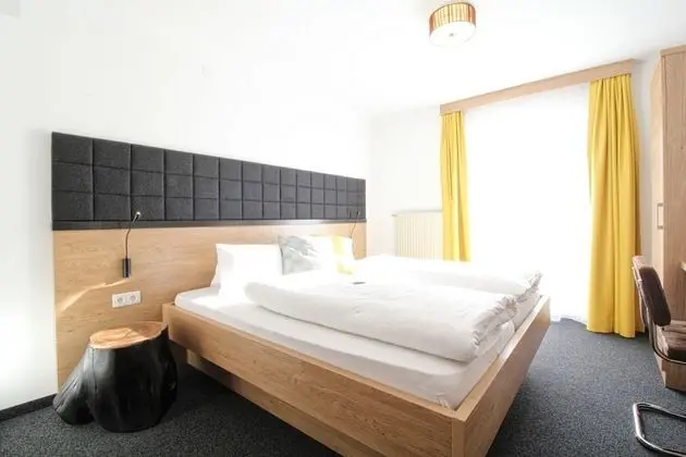 Standard Tek Büyük Yataklı Oda, Balkon, Dağ Manzaralı