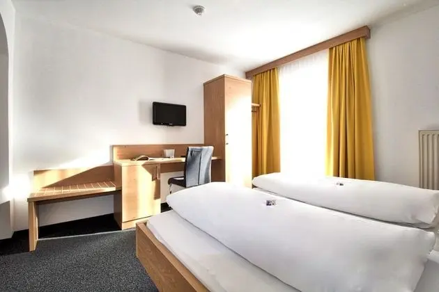 Standard Tek Büyük Yataklı Oda, Balkon, Dağ Manzaralı