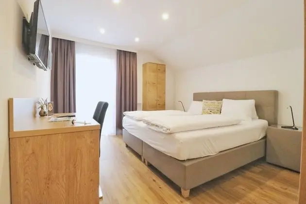 Standard Tek Büyük Yataklı Oda, Balkon, Dağ Manzaralı