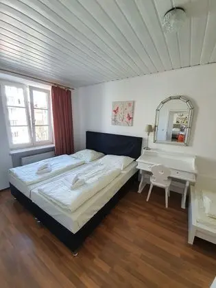 Üç Kişilik Oda