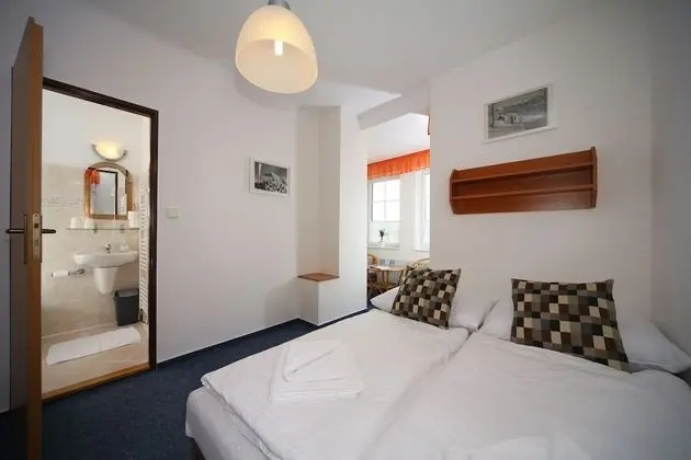 Tek Büyük Yataklı Oda (with extra bed)