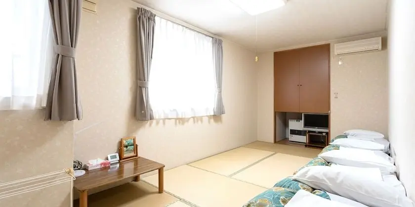 Traditional Oda (Japanese Style, For 3 guests)