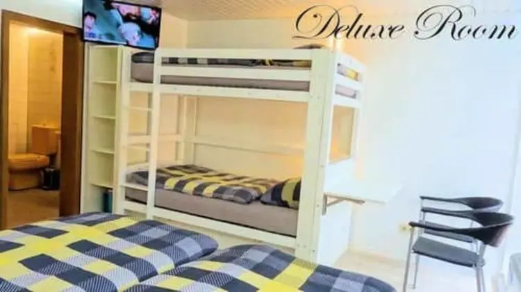 Deluxe Dört Kişilik Oda (1)