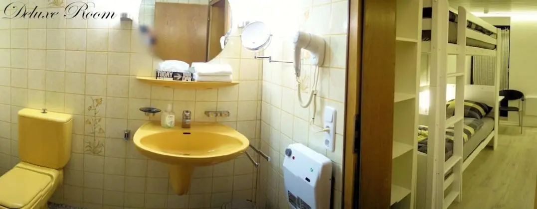 Deluxe Dört Kişilik Oda (1)
