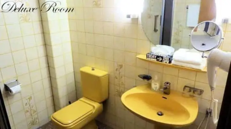 Deluxe Dört Kişilik Oda (1)