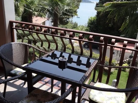 Deluxe Tek Büyük Yataklı Oda, 1 En Büyük (King) Boy Yatak, Deniz Manzaralı