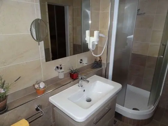 Standard Tek Büyük Yataklı Oda, 1 En Büyük (King) Boy Yatak, Deniz Manzaralı