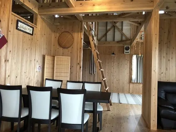 Ev (Private Vacation, CHURI, for 7)