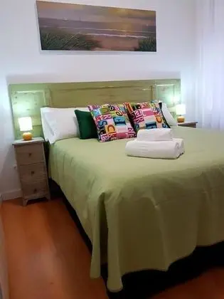 Tek Büyük Yataklı Oda, Ortak Banyo