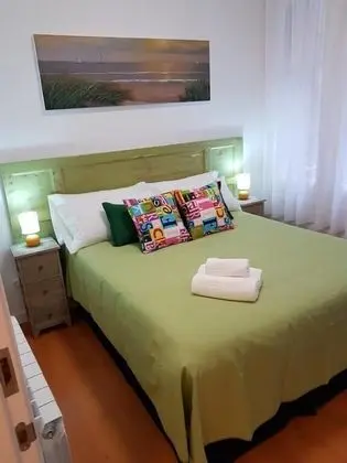 Tek Büyük Yataklı Oda, Ortak Banyo