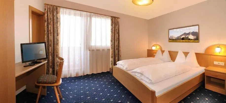 Panoramic Tek Büyük Yataklı Oda, 1 Yatak Odası, Dağ Manzaralı